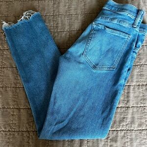 MOTHER Frayed Hem Blue Cropped Jeans